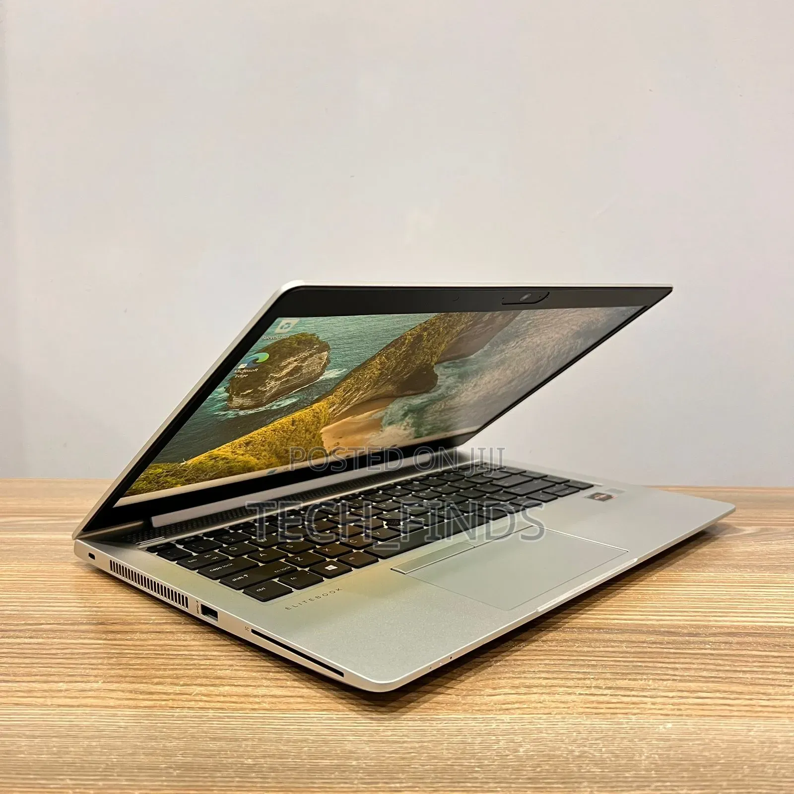 New Laptop HP EliteBook 745 G6 8GB AMD Ryzen 5 SSD 256GB