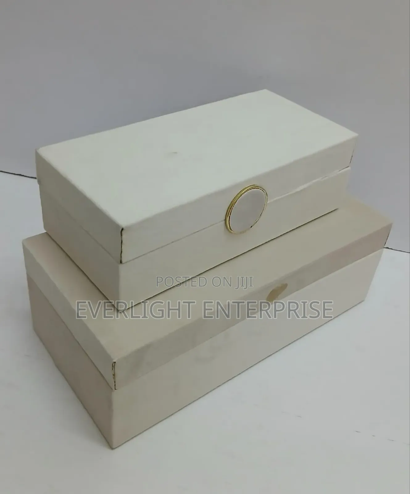 * 2 in 1 Decorative Storage Box