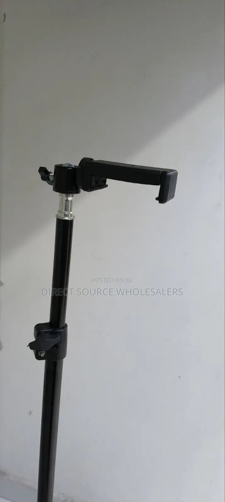 Foldable Tripod Stand – Ideal for Photography Content Creation