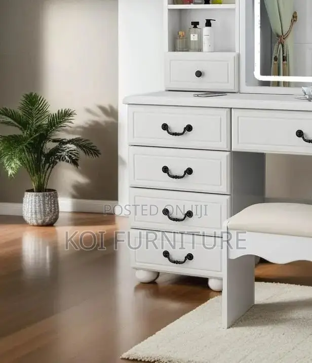 Dressers; Teens White Vanity Dressing Table With Led Lights