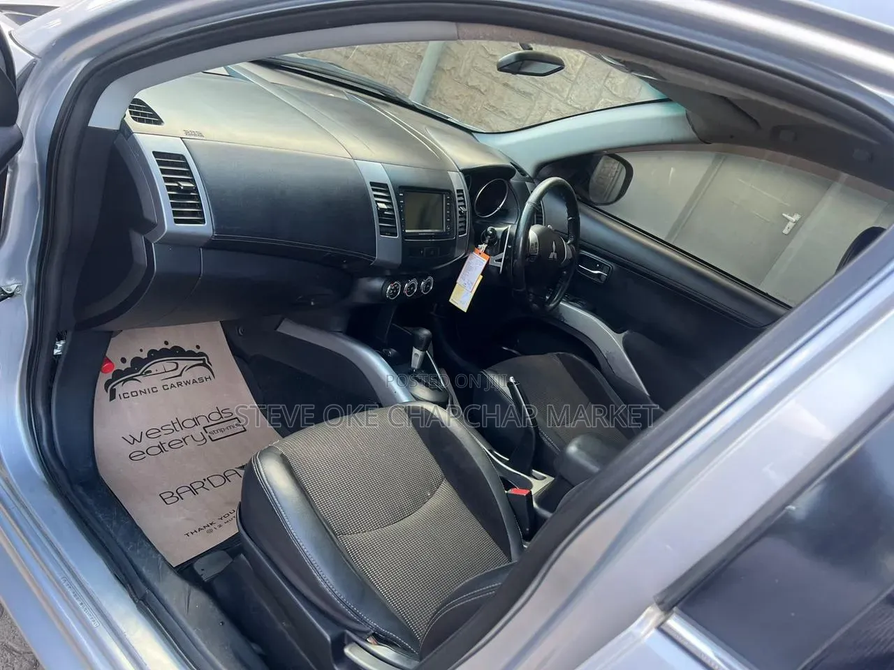 Mitsubishi Outlander 2010 Silver