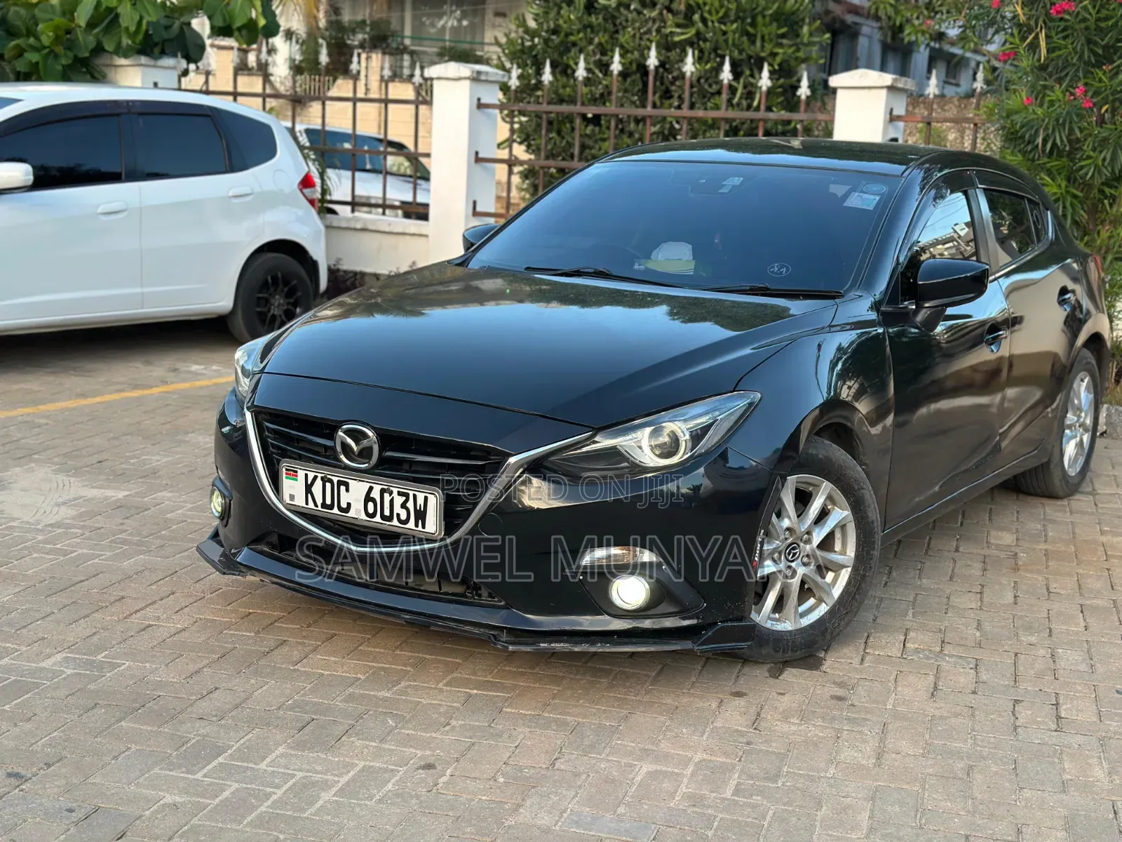 Mazda Axela 2015 Black