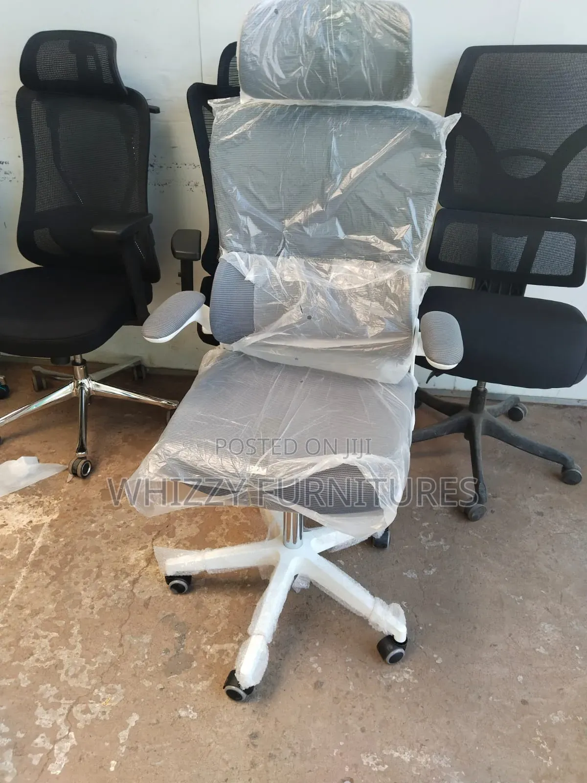 New Gray Office Chair