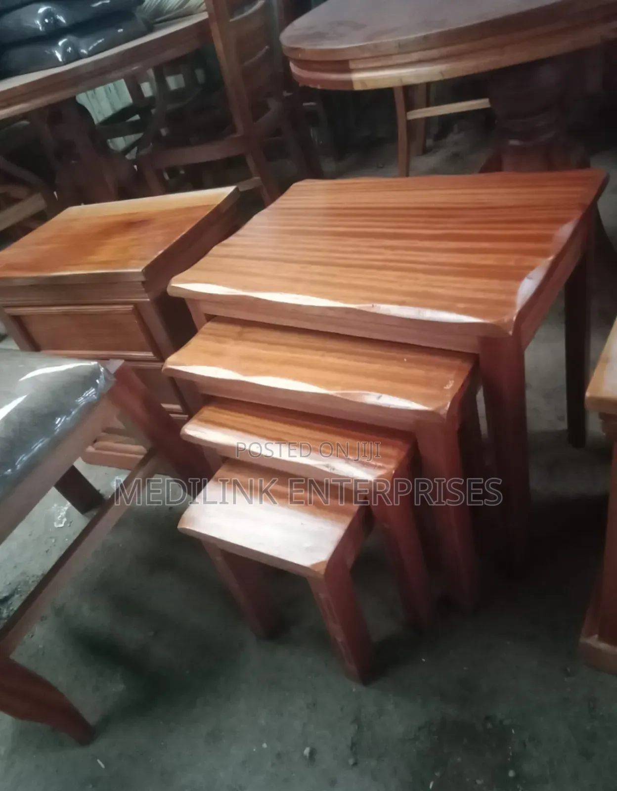 Kent Wa Vanish Mahogany Solid Nestle Stools