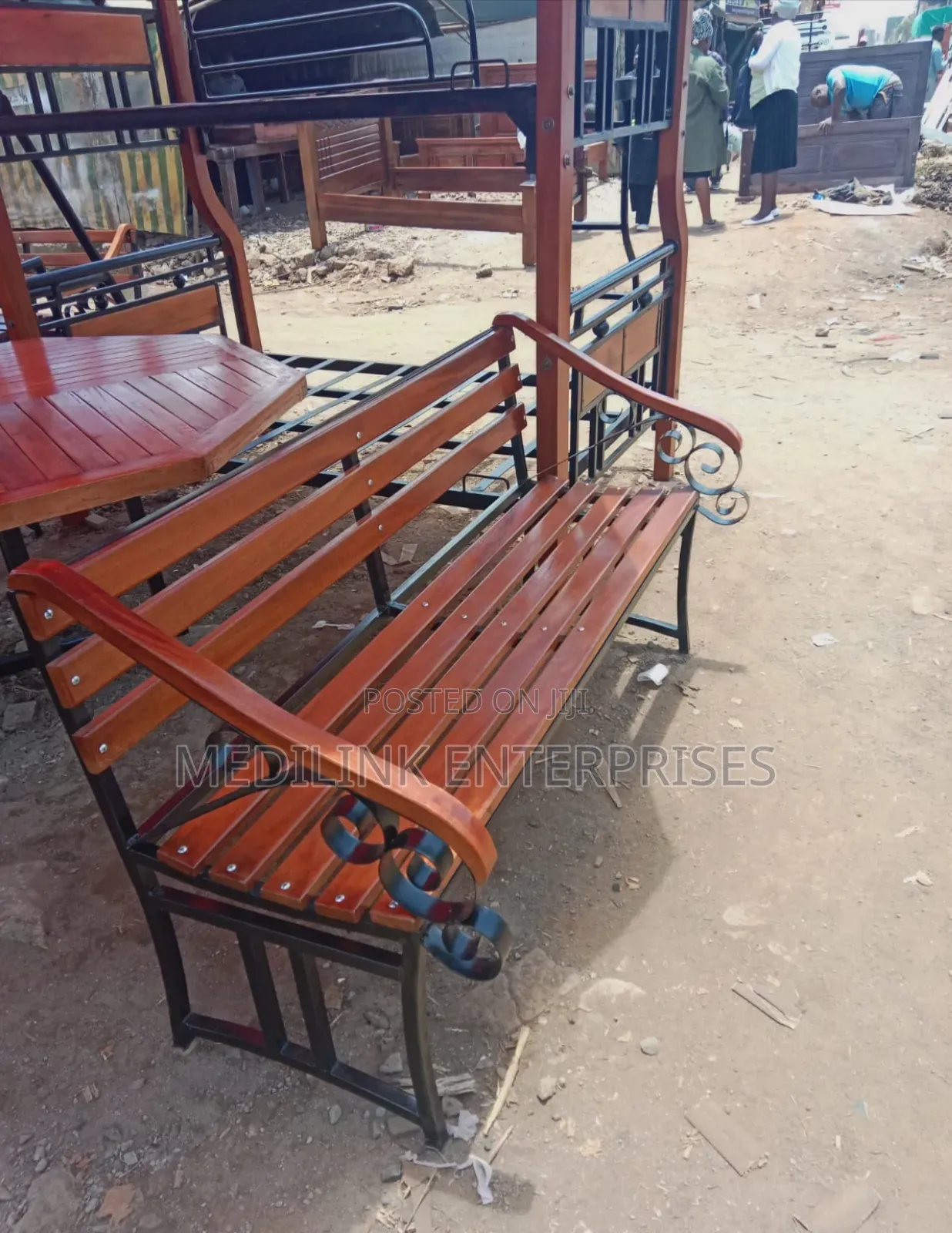 Wooden Cyclick Outdoor B3nches 5ft