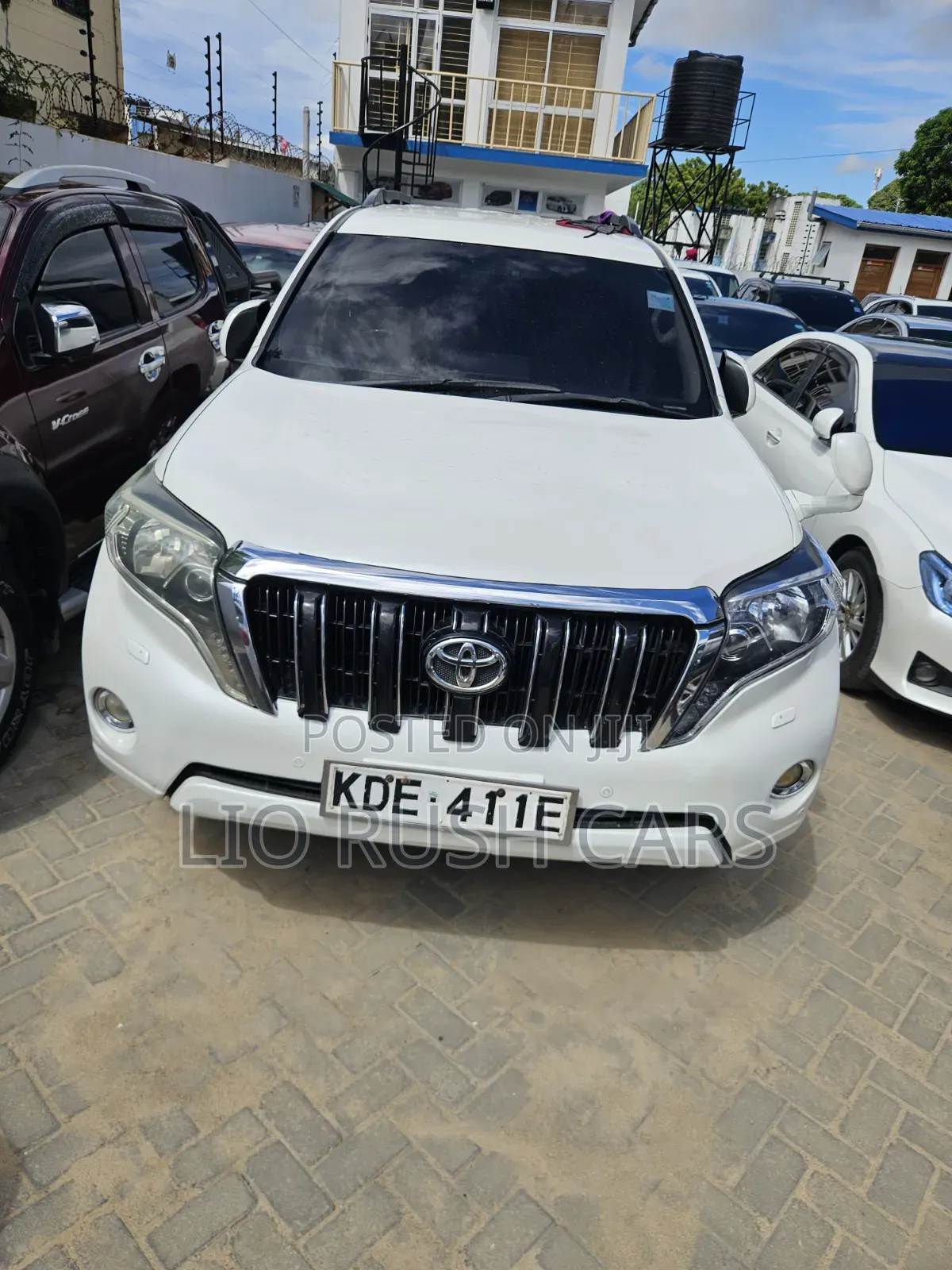Toyota Land Cruiser Prado 2015 White