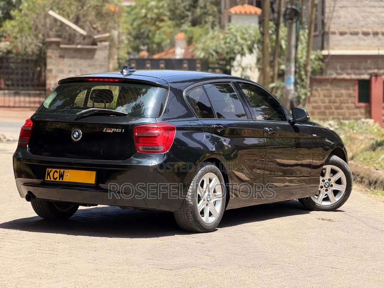 BMW 116i 2012 Black