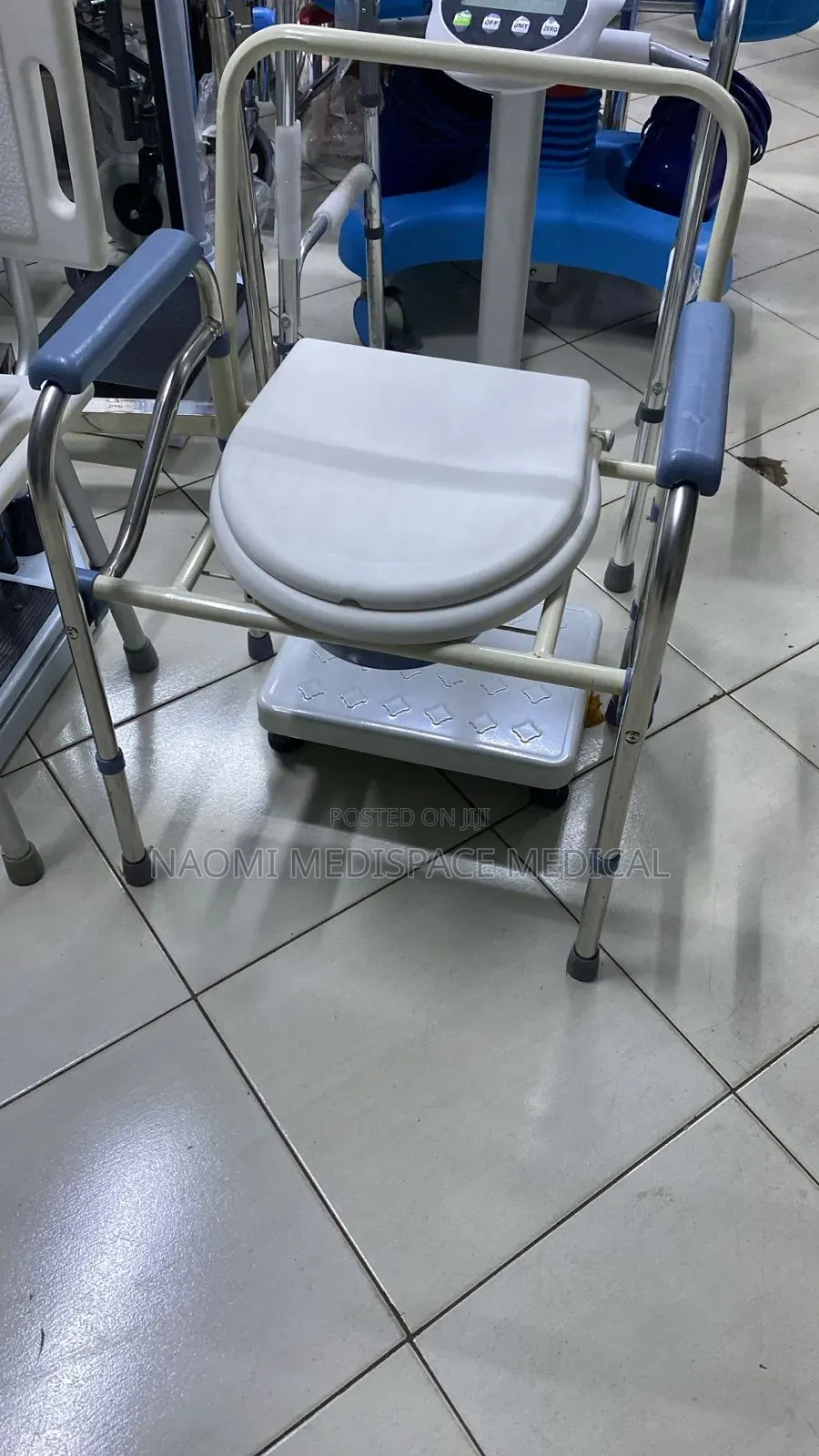 Quality Foldable Commode Chair