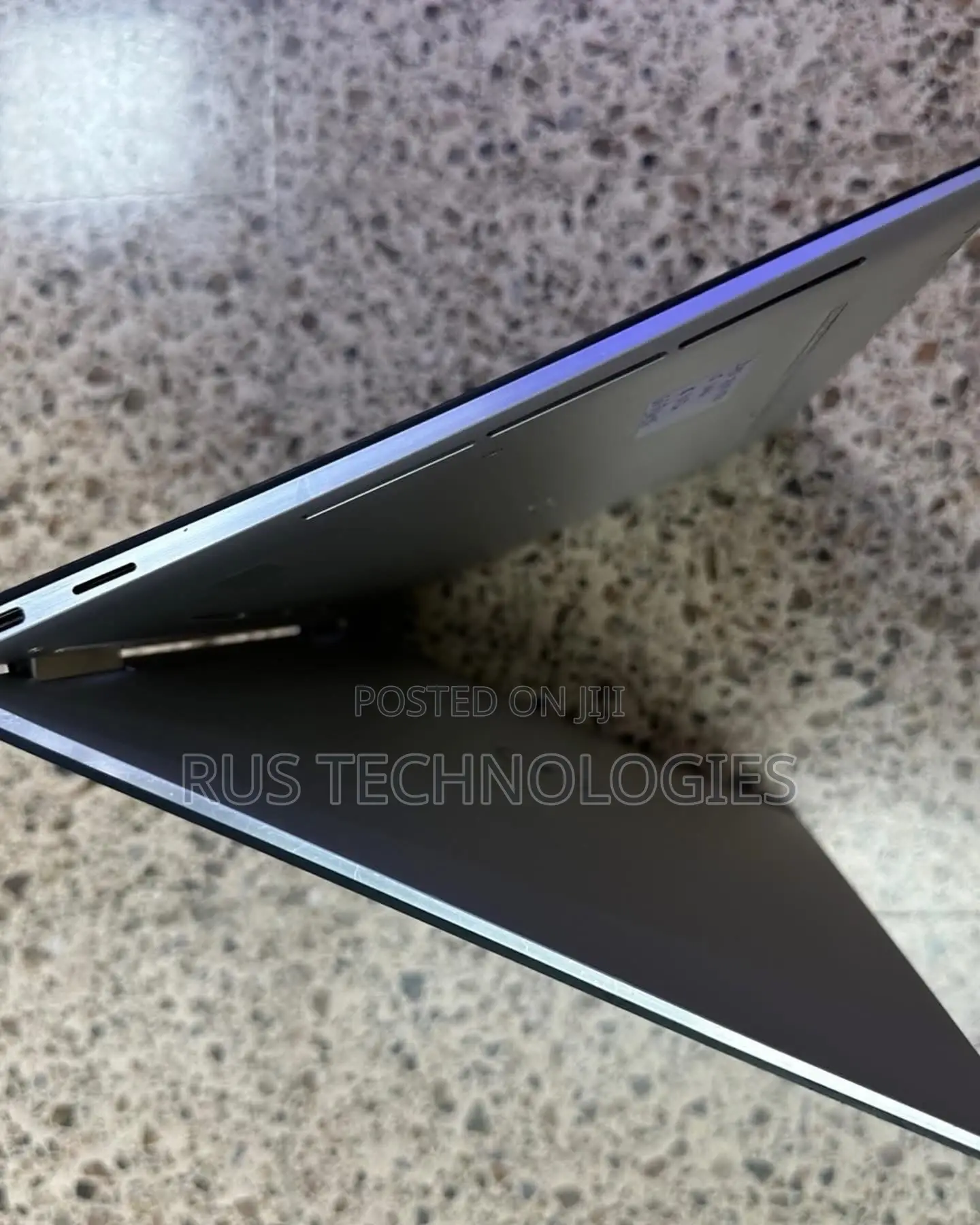 Laptop Dell XPS 13 7390 8GB Intel Core i5 SSD 256GB