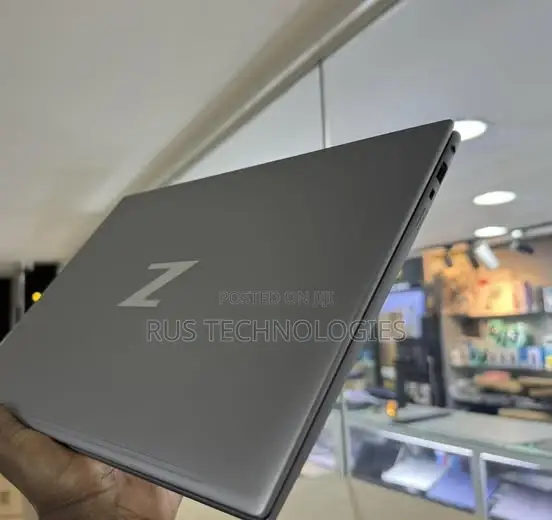Laptop HP ZBook Firefly 14 G10 16GB Intel Core i7 SSD 512GB