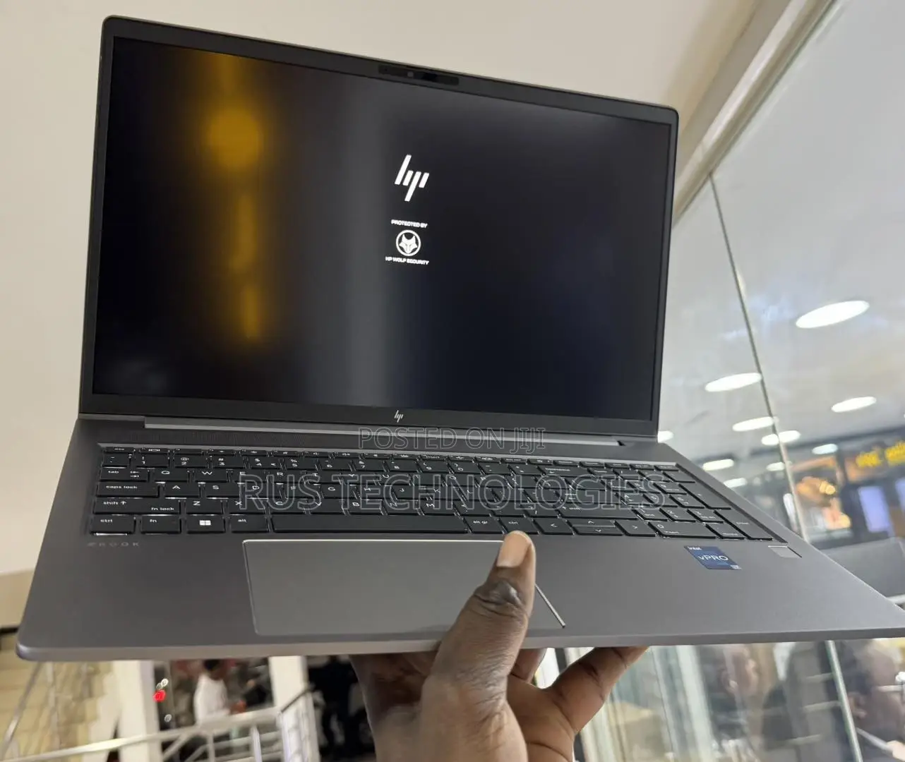 Laptop HP ZBook Firefly 14 G10 16GB Intel Core i7 SSD 512GB