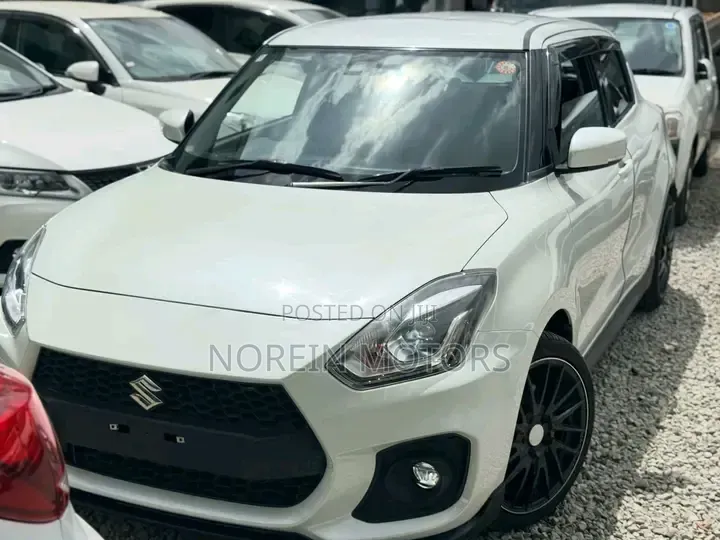 Suzuki Baleno 2018 White