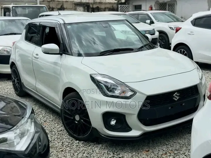 Suzuki Baleno 2018 White