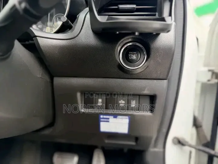 Suzuki Baleno 2018 White