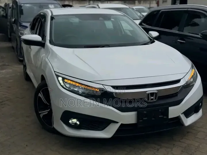 Honda Civic 2019 White