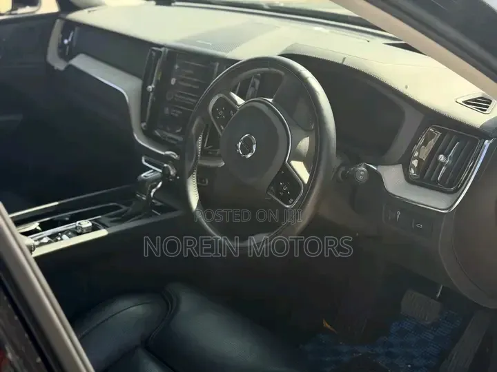 Volvo XC60 2019 Black