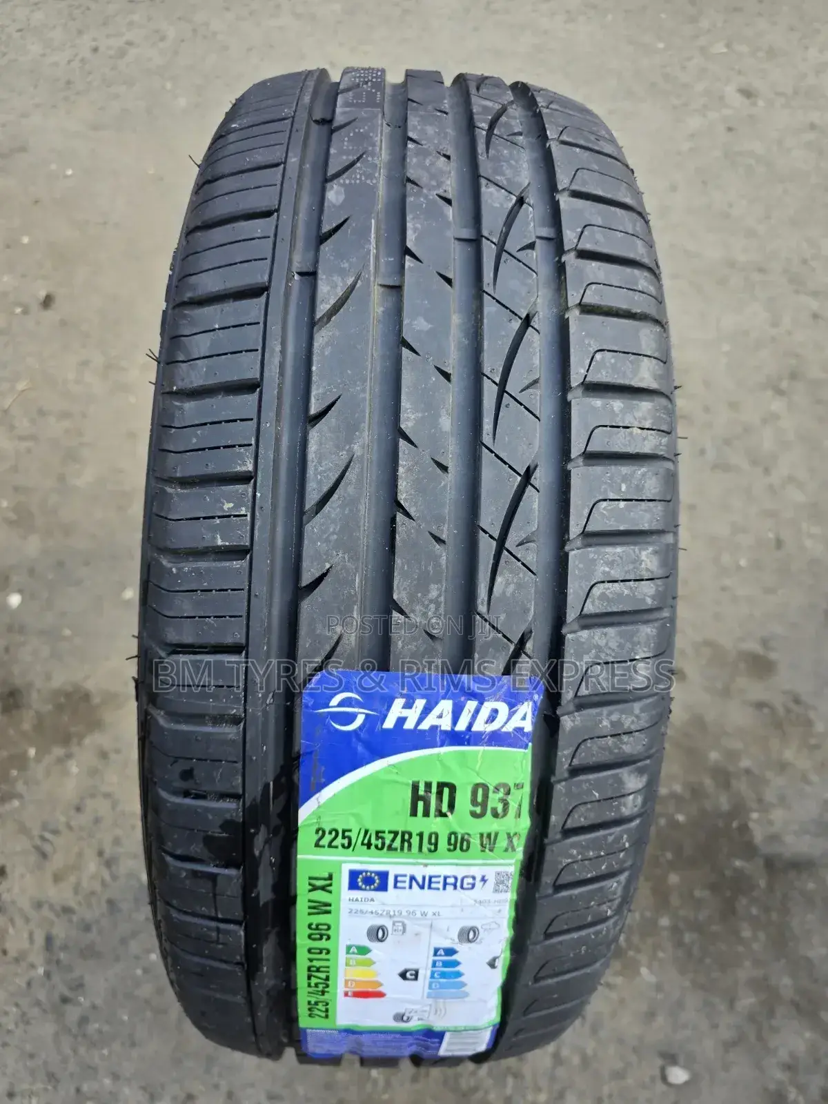 225 /45 R19 Haida Tyres (Highway)