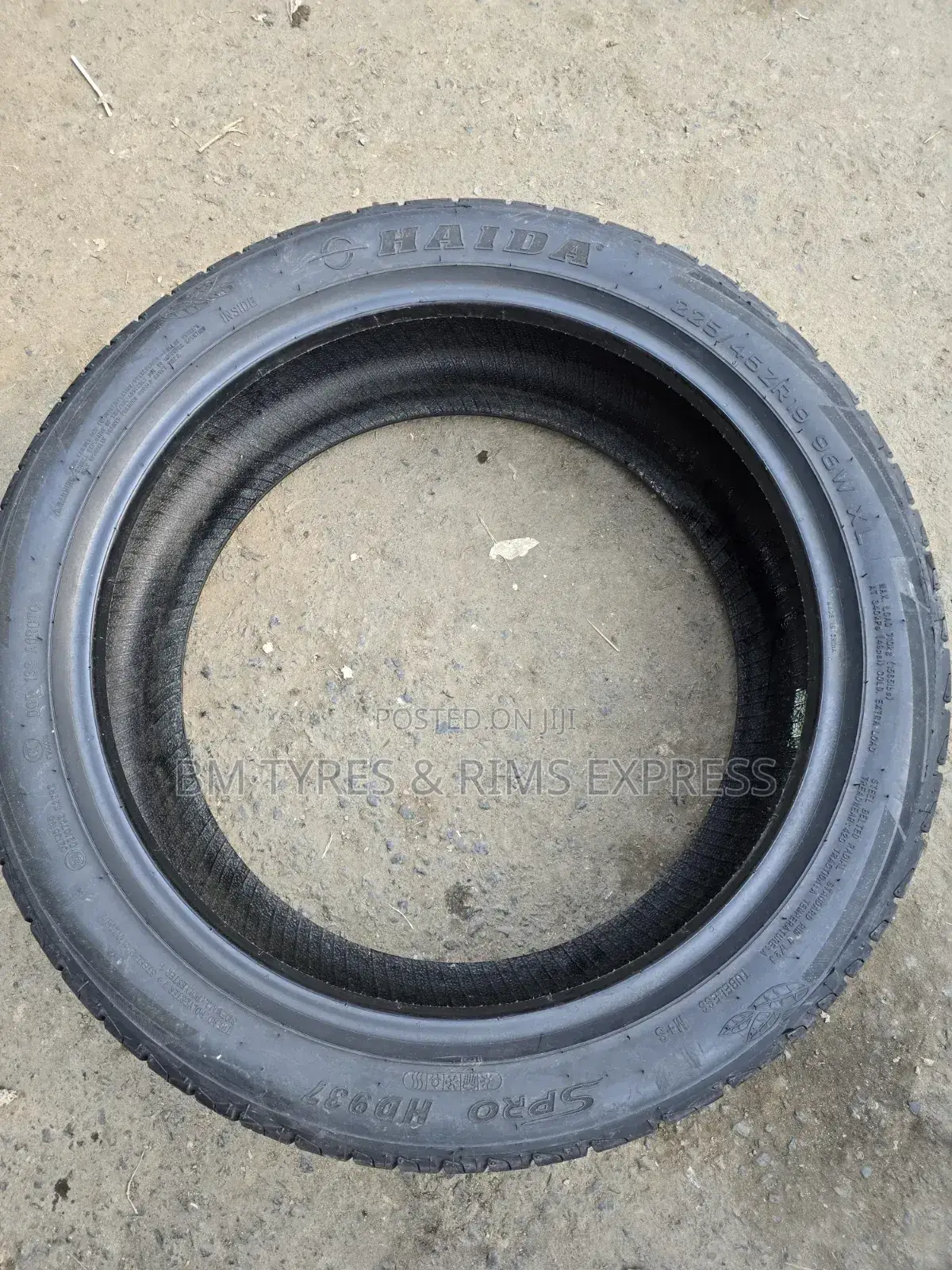 225 /45 R19 Haida Tyres (Highway)