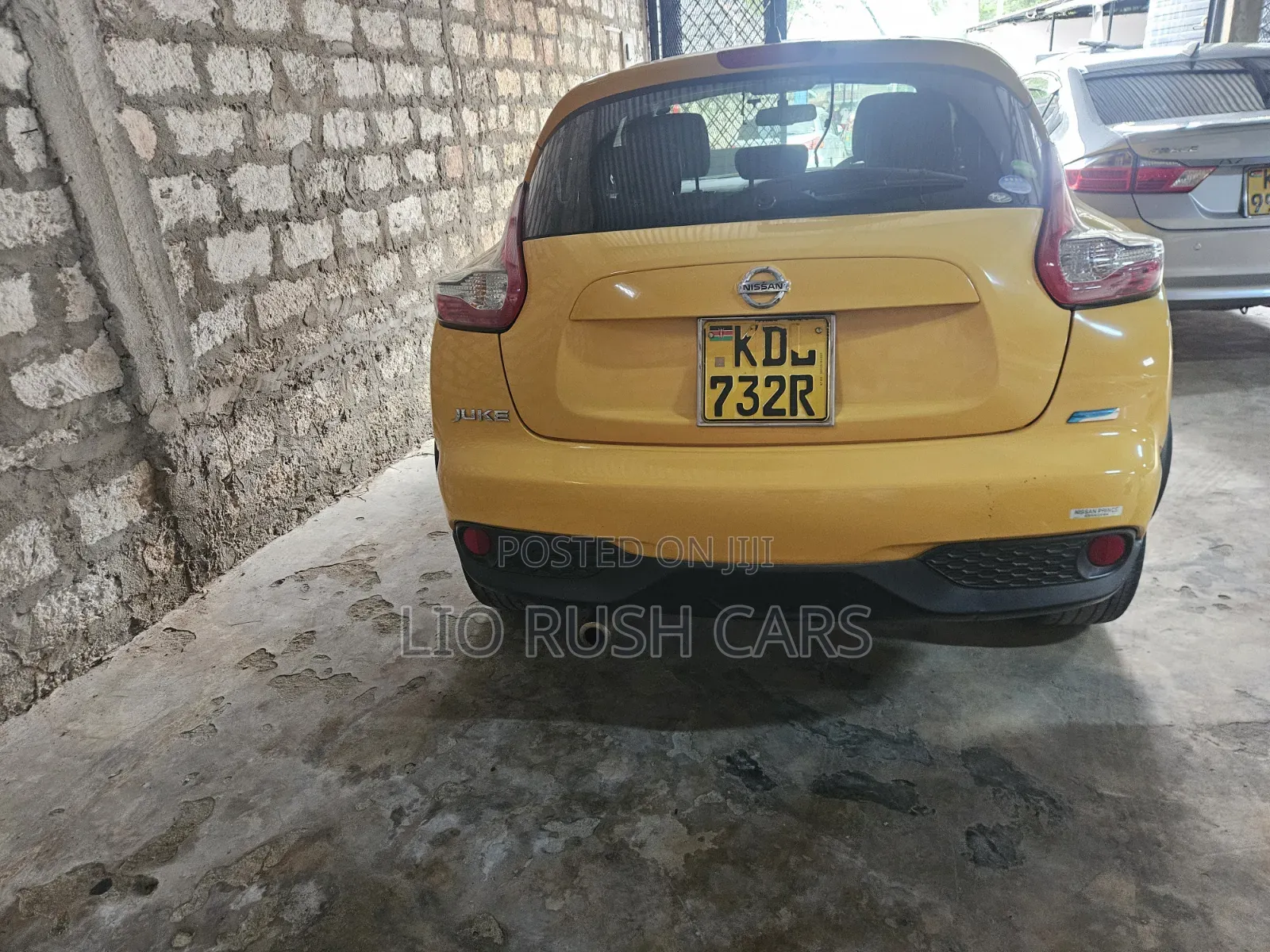 Nissan Juke 2016 Yellow