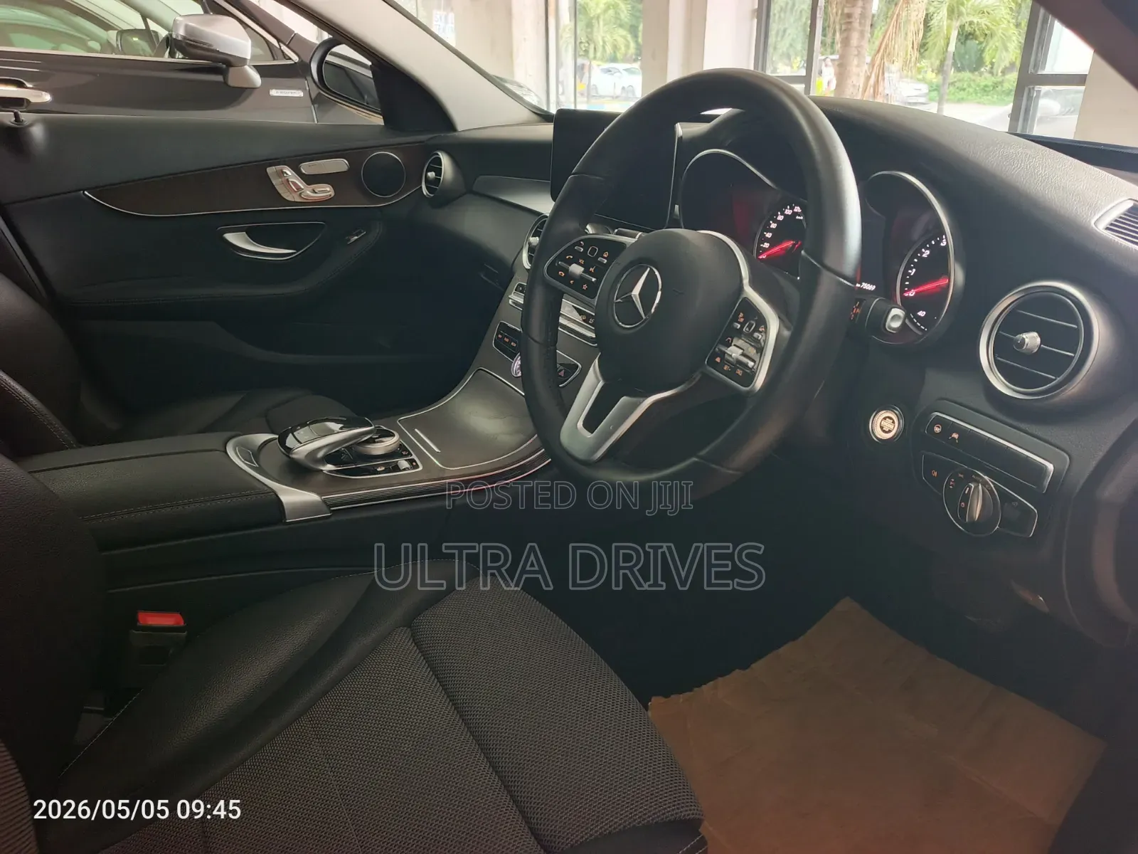 Mercedes-Benz C180 2018 Black