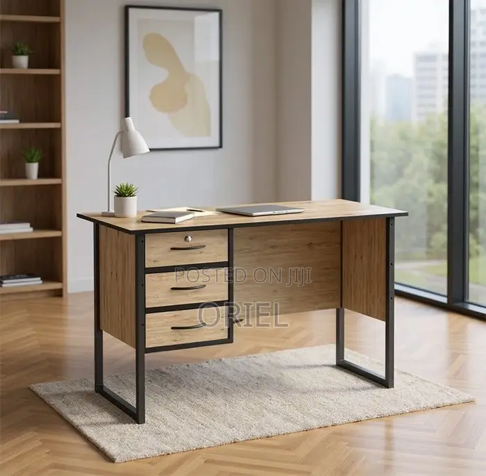 Office Desk : 1.2m Generic Office Computer Desk