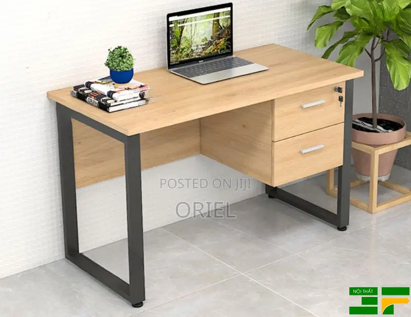 Office Desk : 1.2m Generic Office Computer Desk