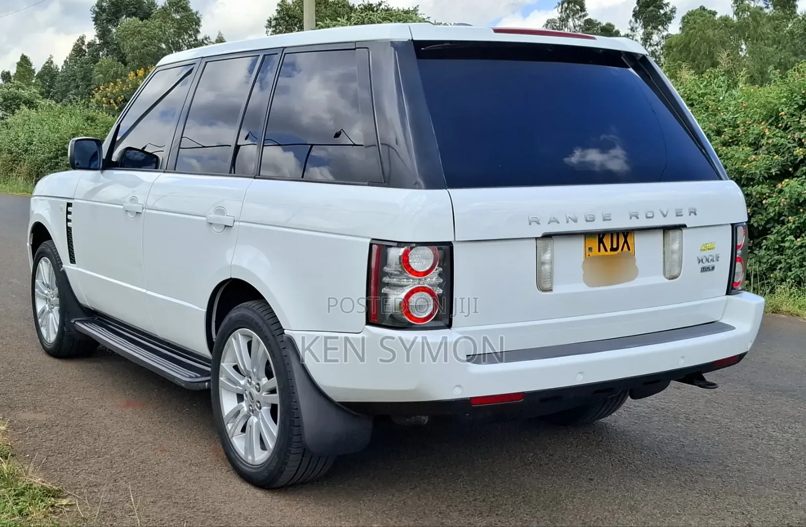 Land Rover Range Rover Vogue 2010 White