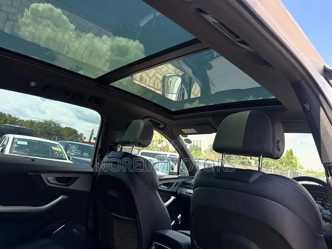 Audi Q7 2019 Pearl