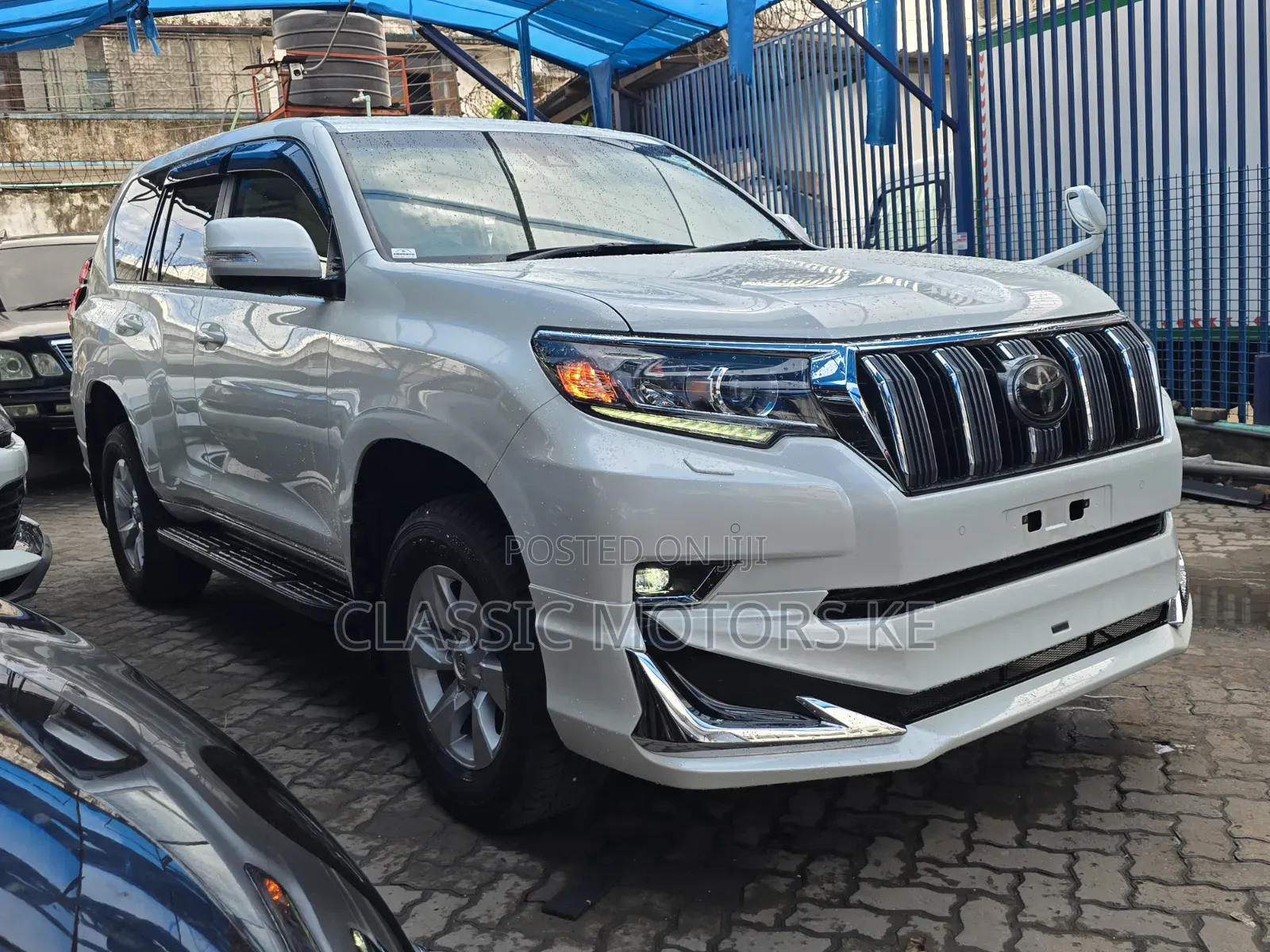 Toyota Land Cruiser Prado 2.7 2020 White