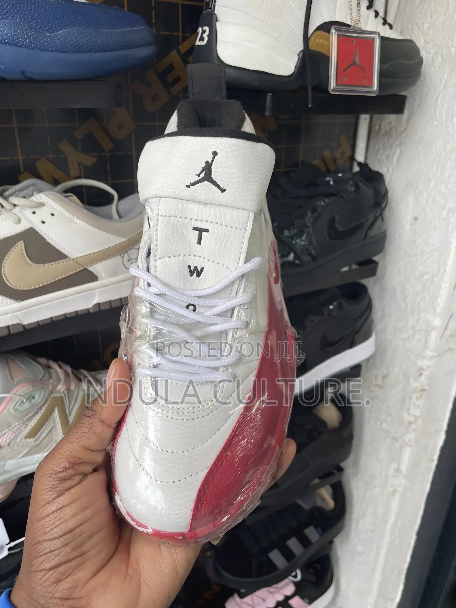 Nike Air Jordan 12 Jumpman