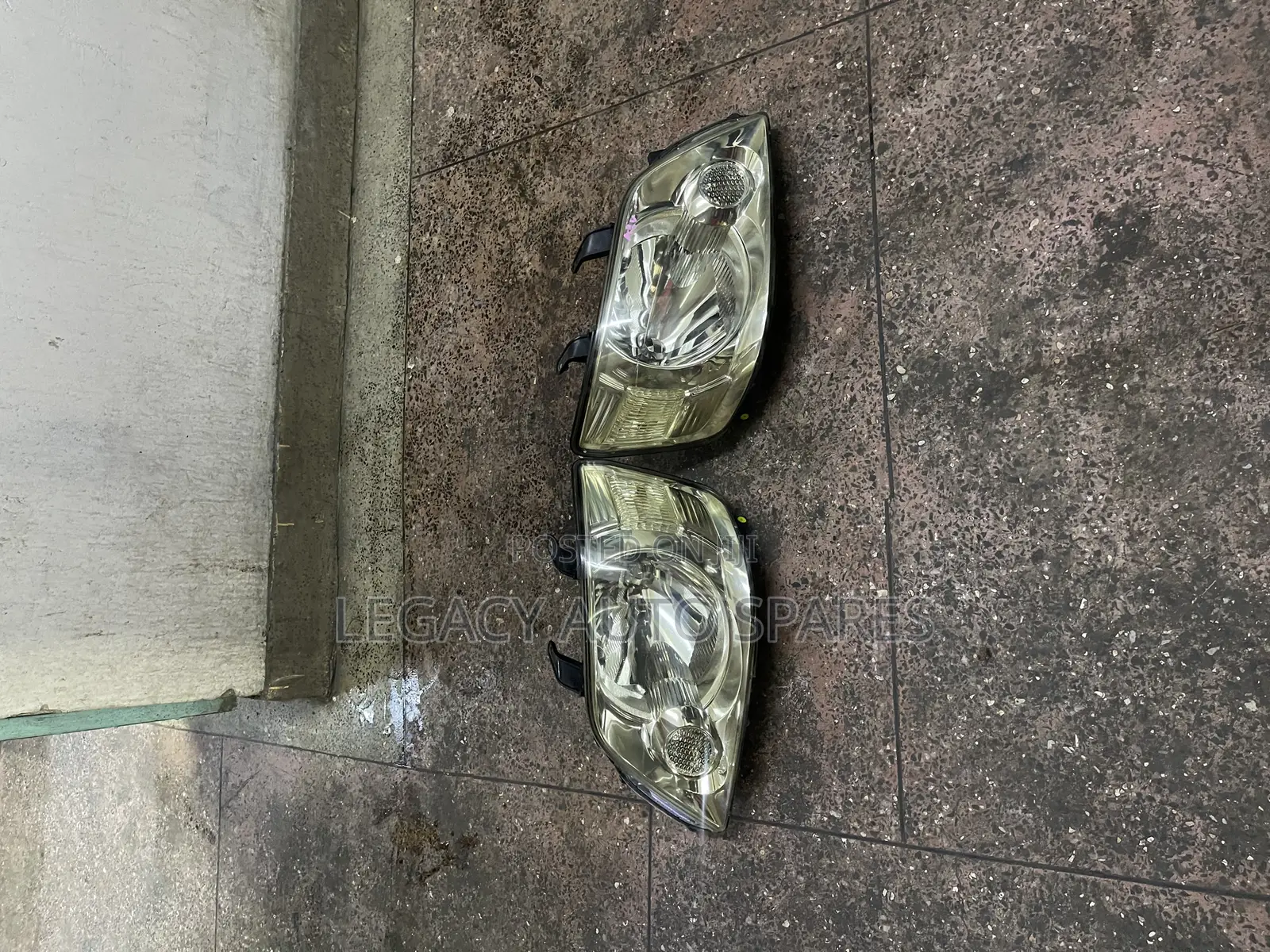 Toyota Noah Old Model Headlights