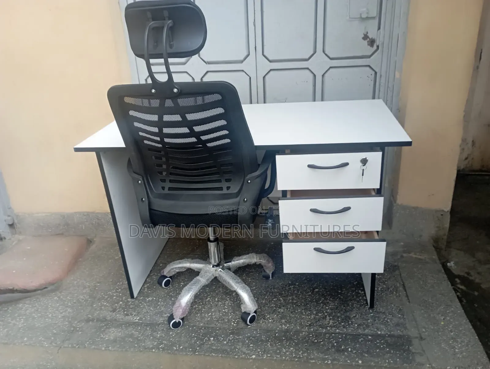 Complete/Home Station Office Workstation