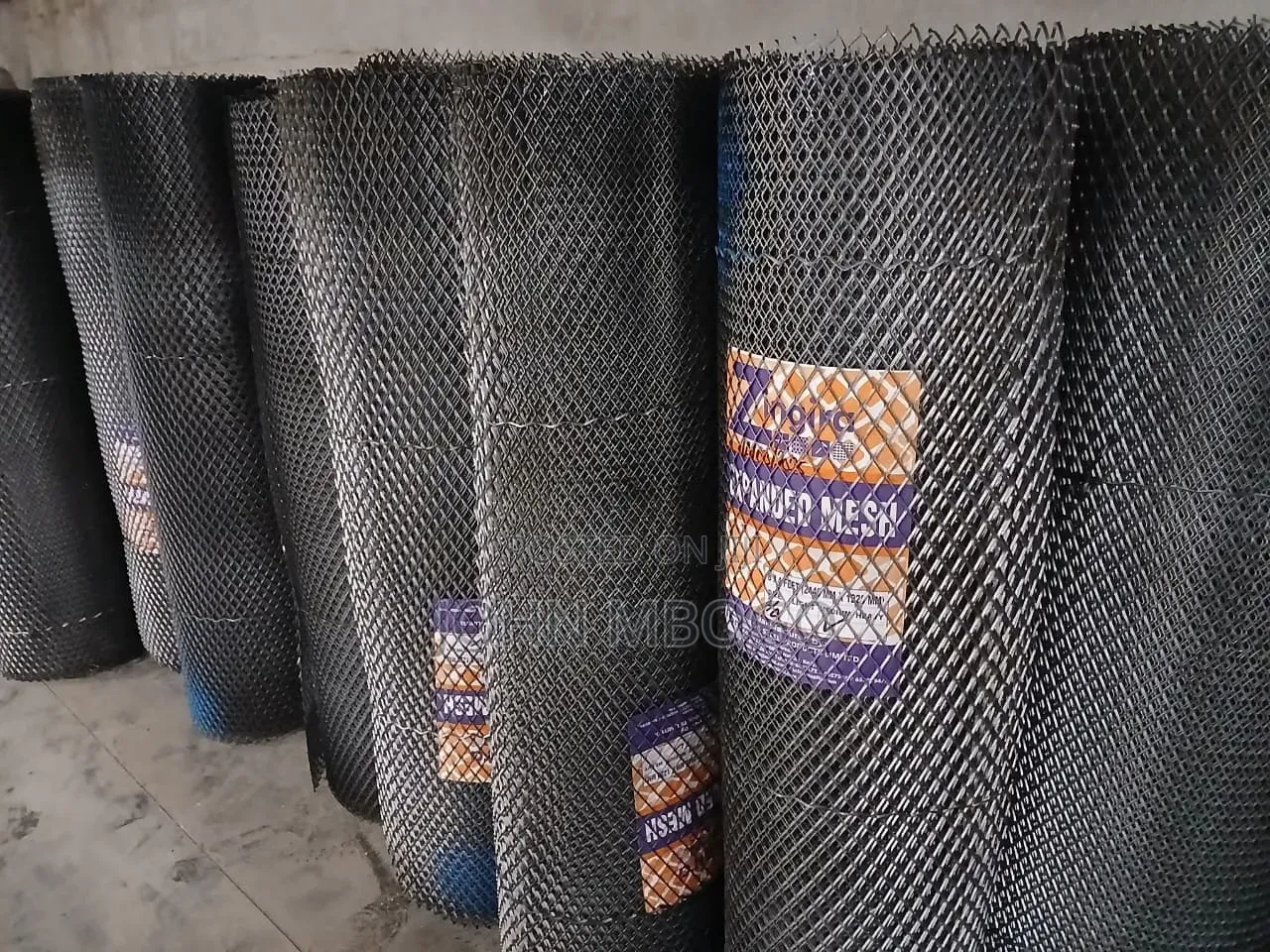 Expandable Metal - Medium Duty.