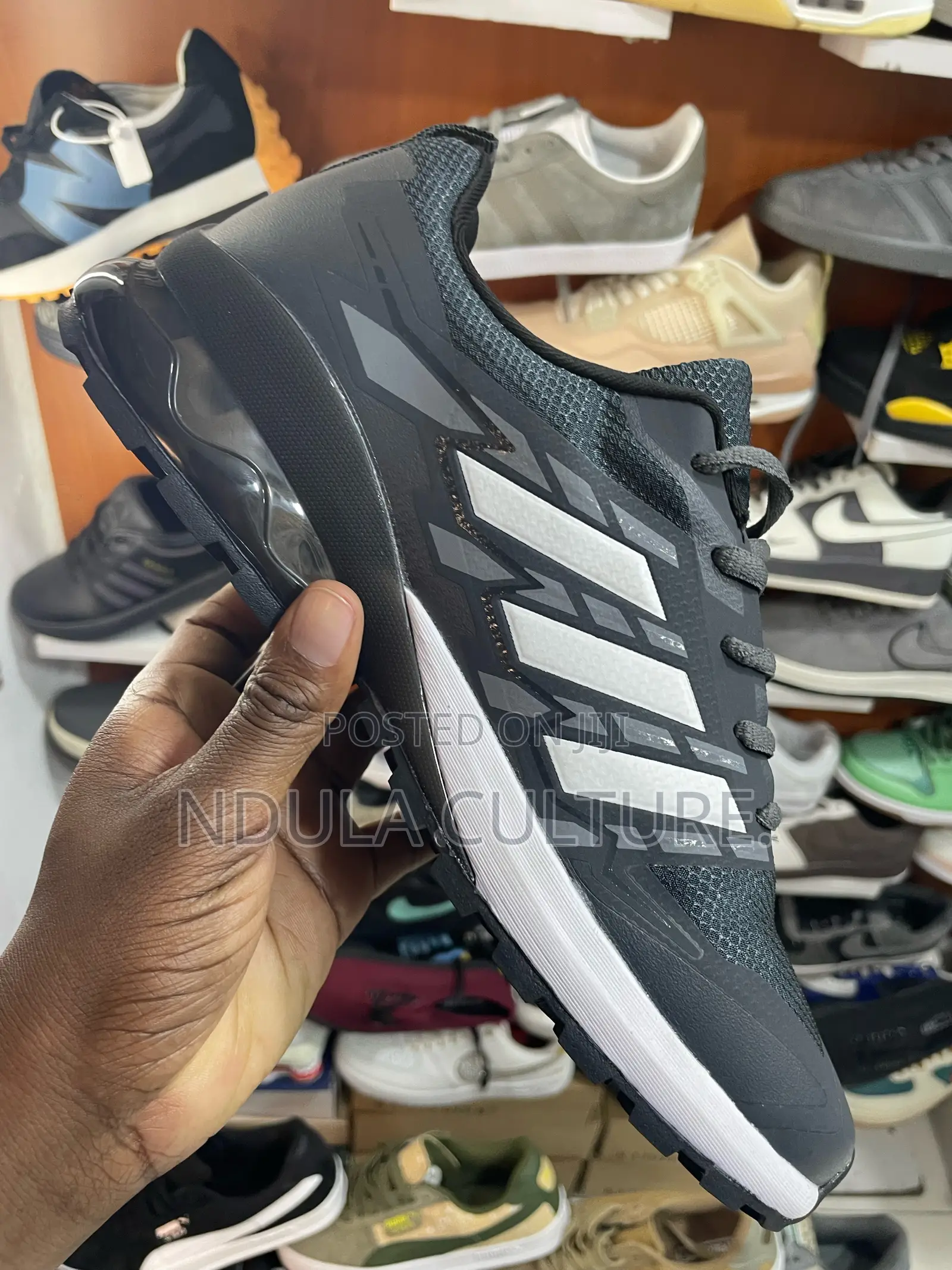 Adidas Cosmic Gore-Tex