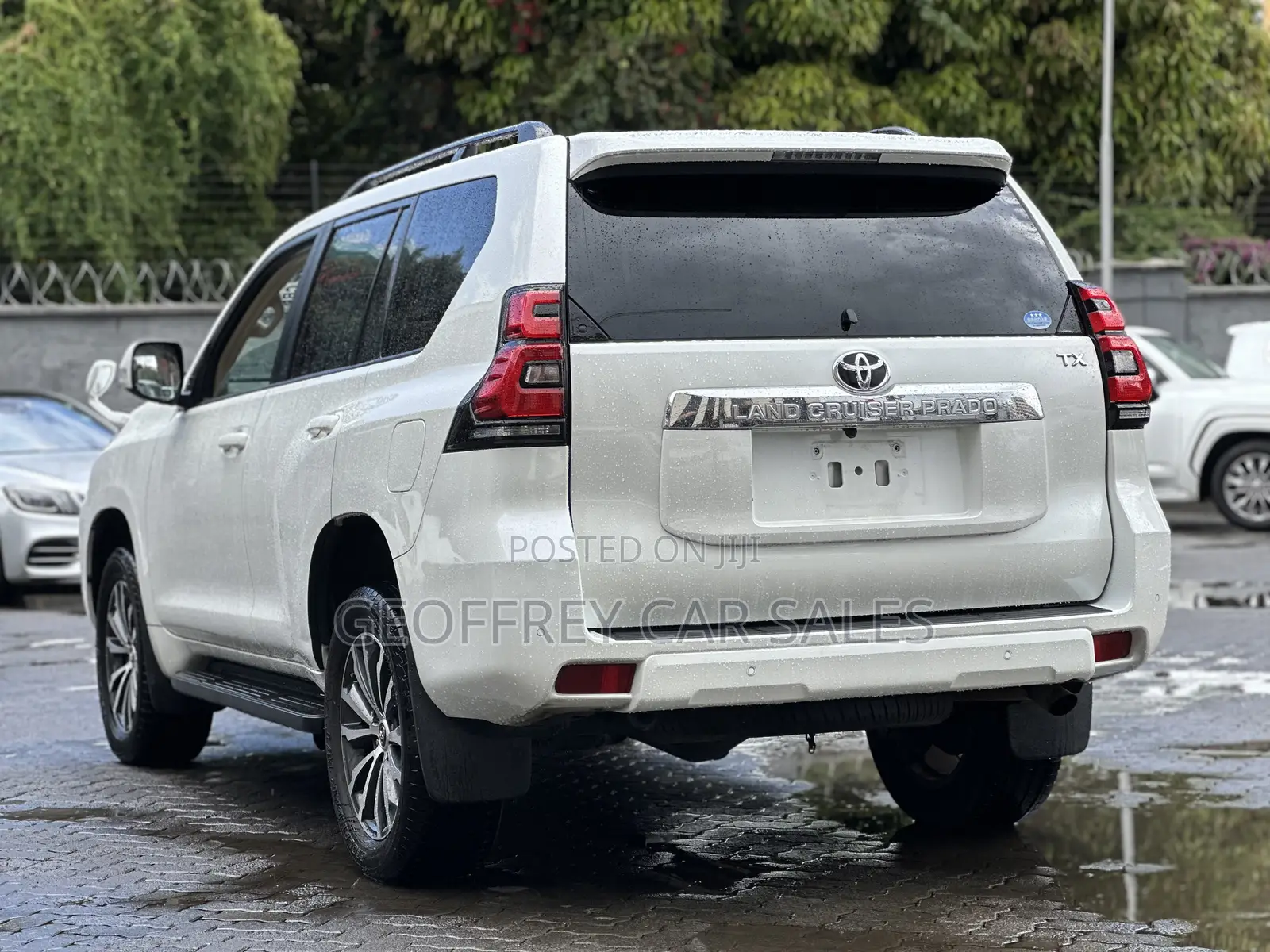Toyota Land Cruiser Prado 2.7 2021 White
