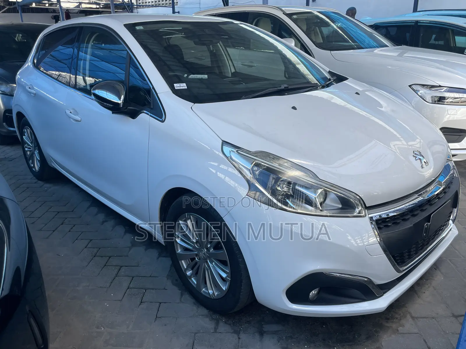 Peugeot 208 2019 White