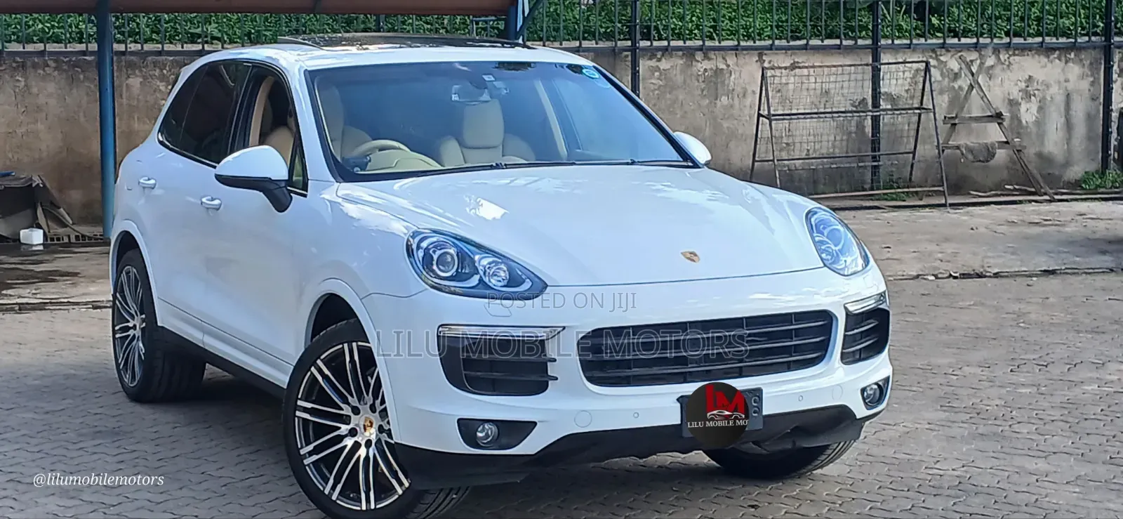 Porsche Cayenne Turbo AWD 2019 White