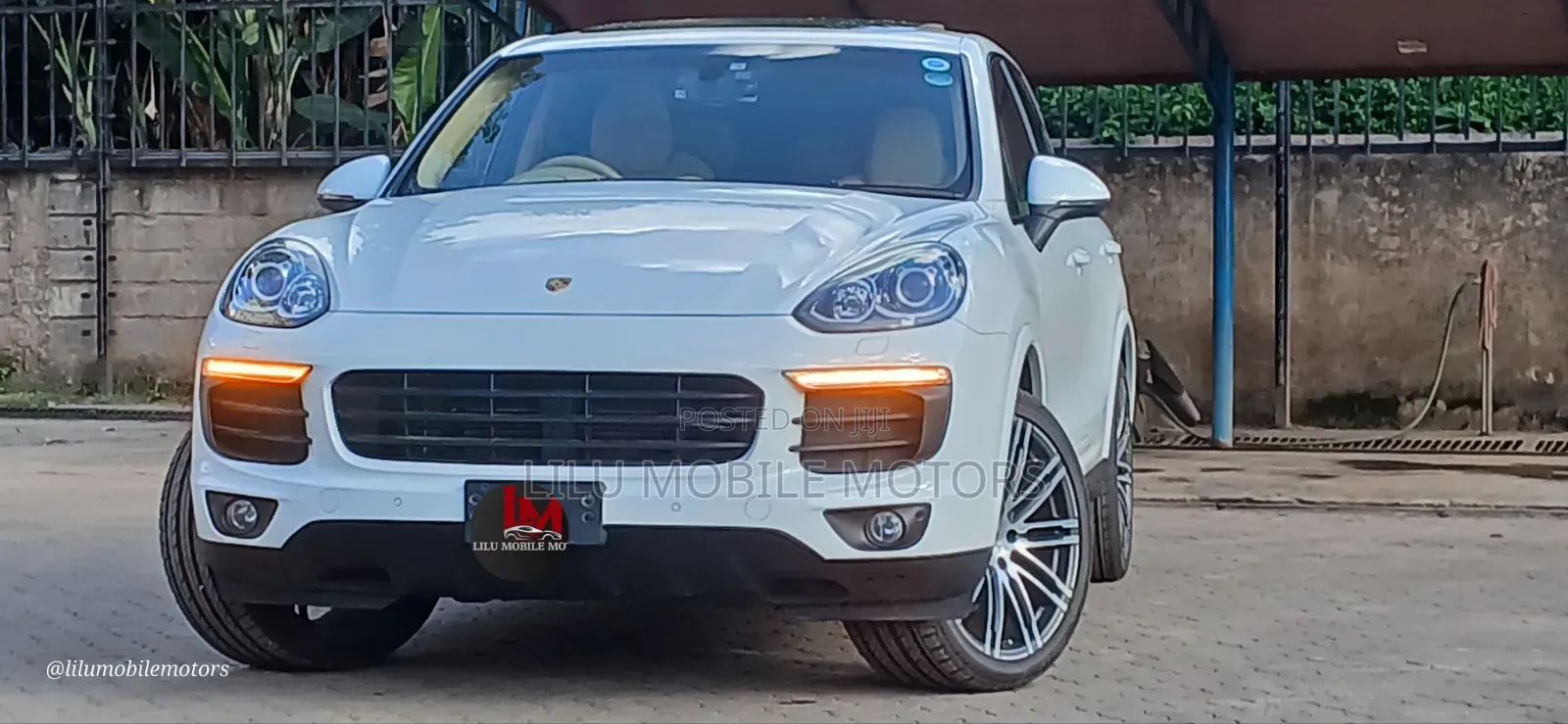 Porsche Cayenne Turbo AWD 2019 White