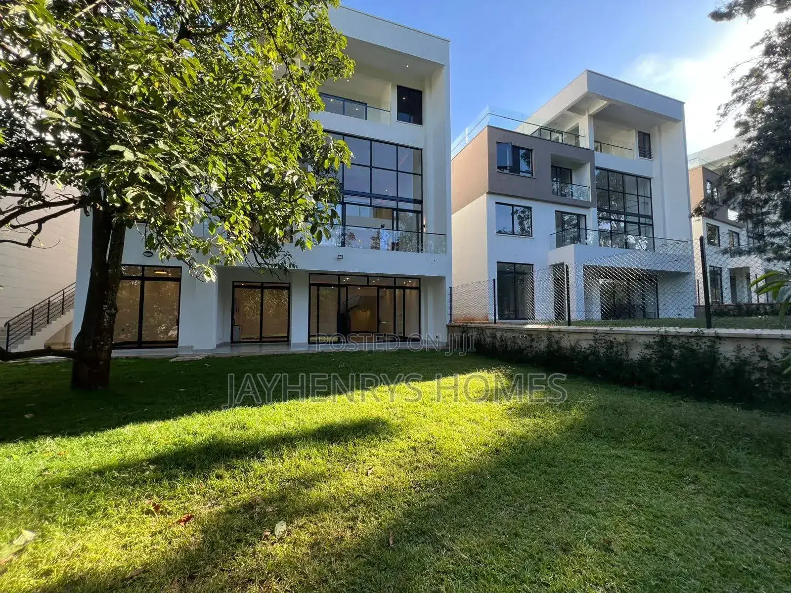 5bdrm House in Spring Valley for sale