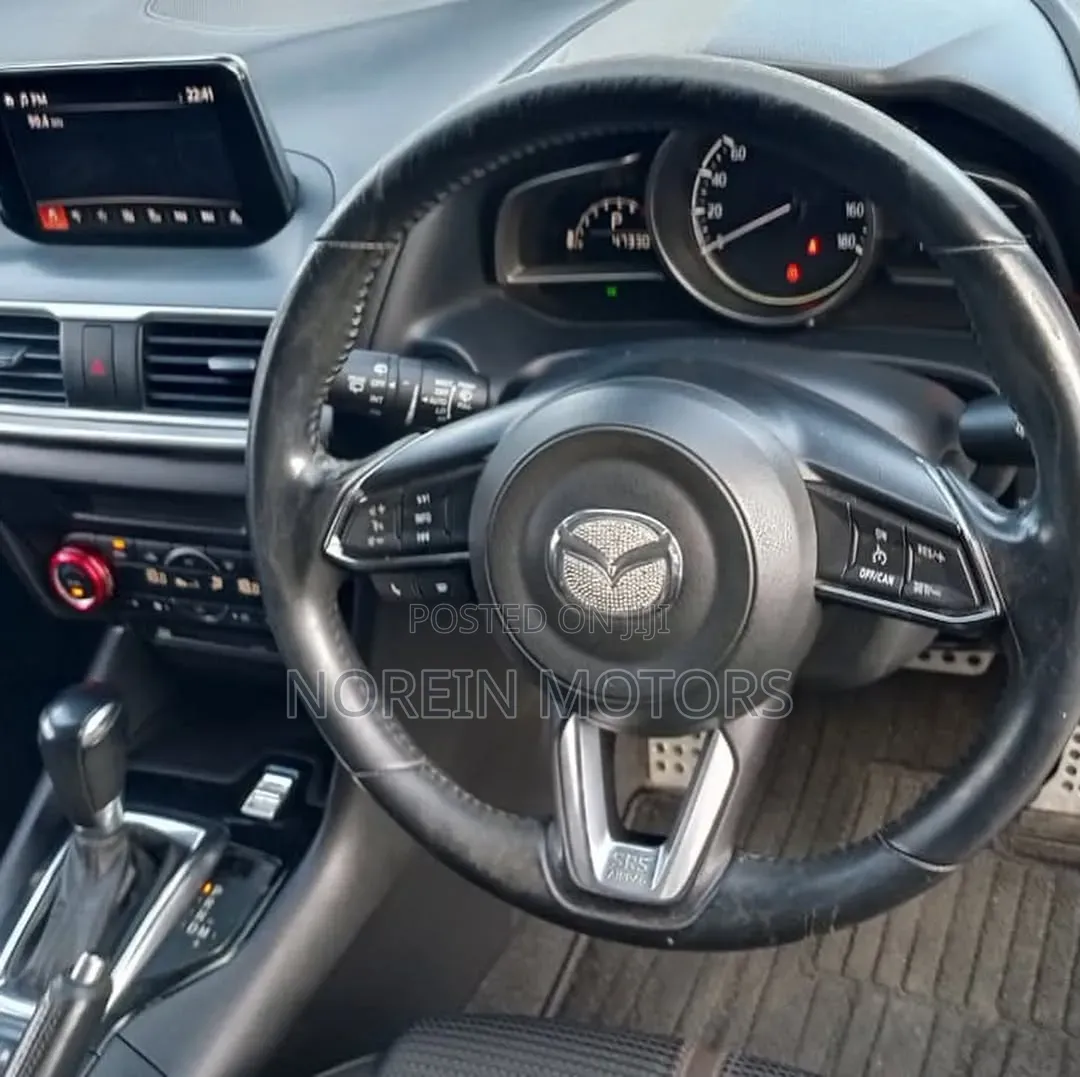 Mazda Axela 2018 Black