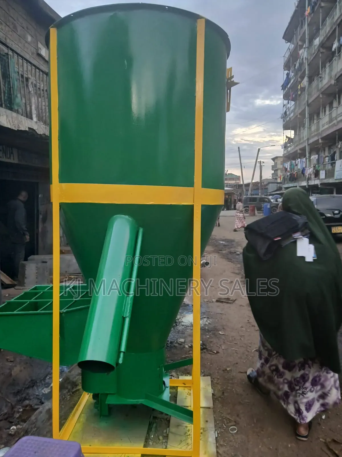 Animal Feed Mixer