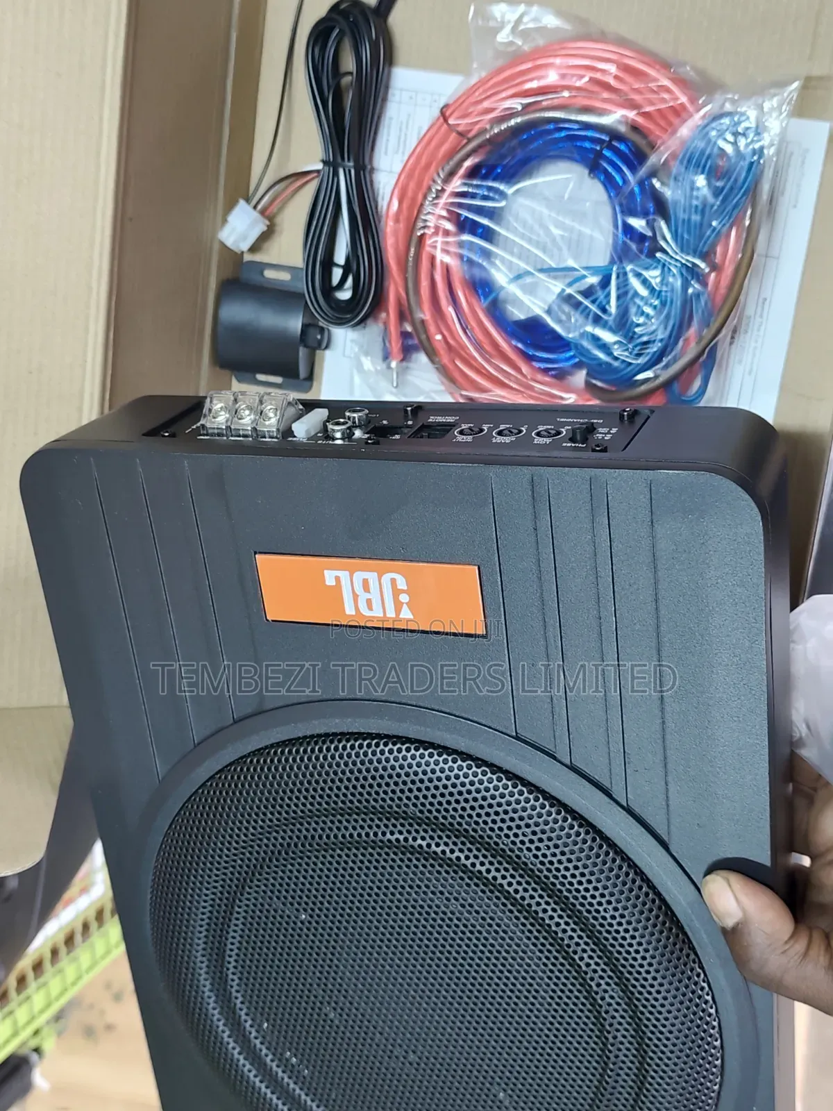 JBL Underseat Speaker / JBL Subwoofer