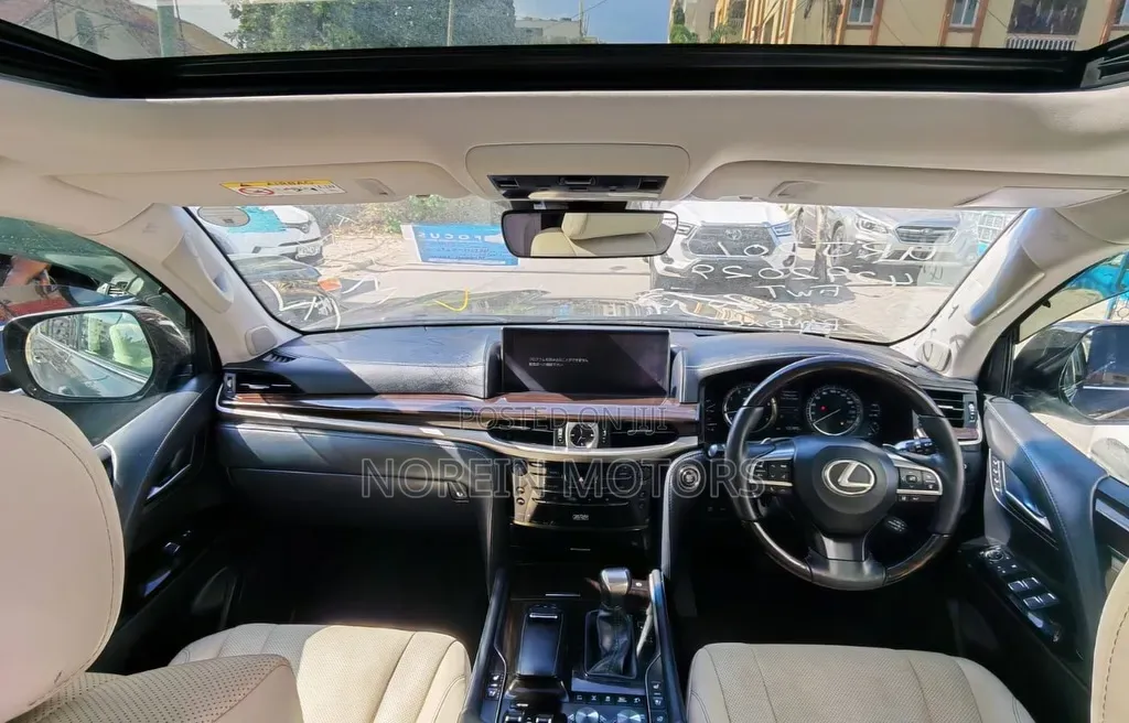 Lexus LX 570 AWD 2019 Black