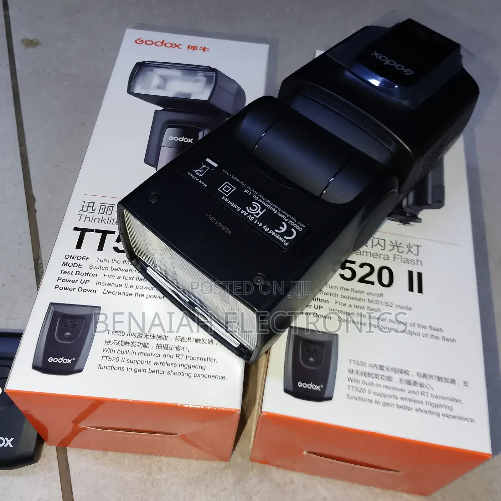 Godox Camera Flash Tt520 Ii, 310g Build With Wide Panel Diffuser