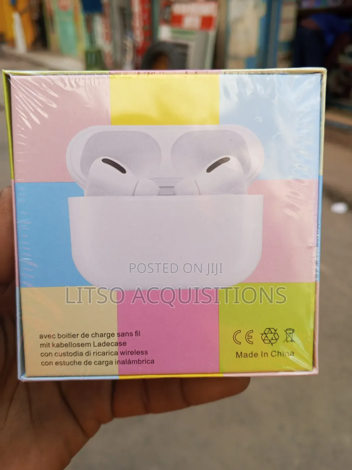 Set of Generic TWS Bluetooth Earbuds.