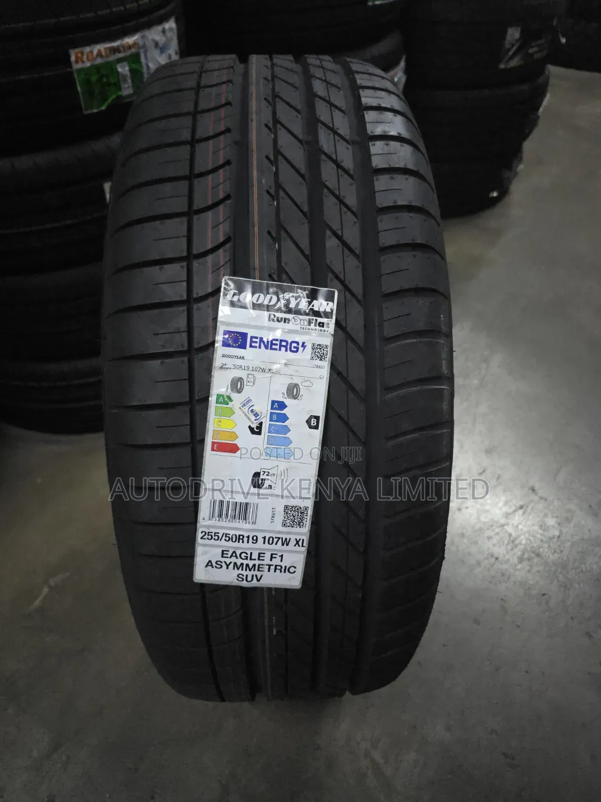 255/50r19 Goodyear Runflat Tire
