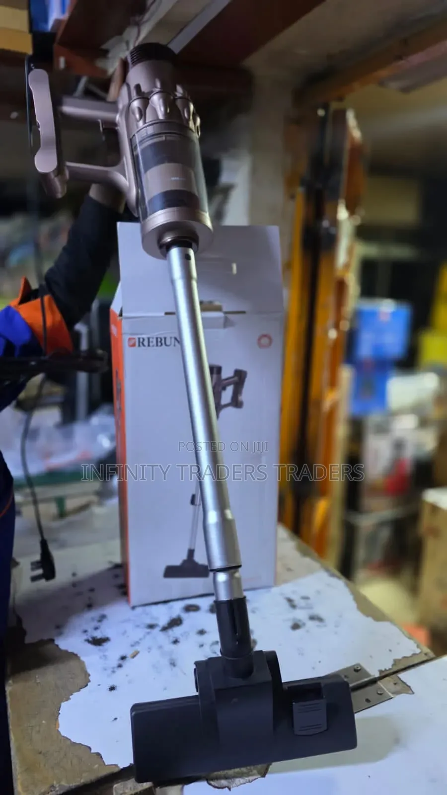 Rebune Vacuum Cleaner 
Carpet