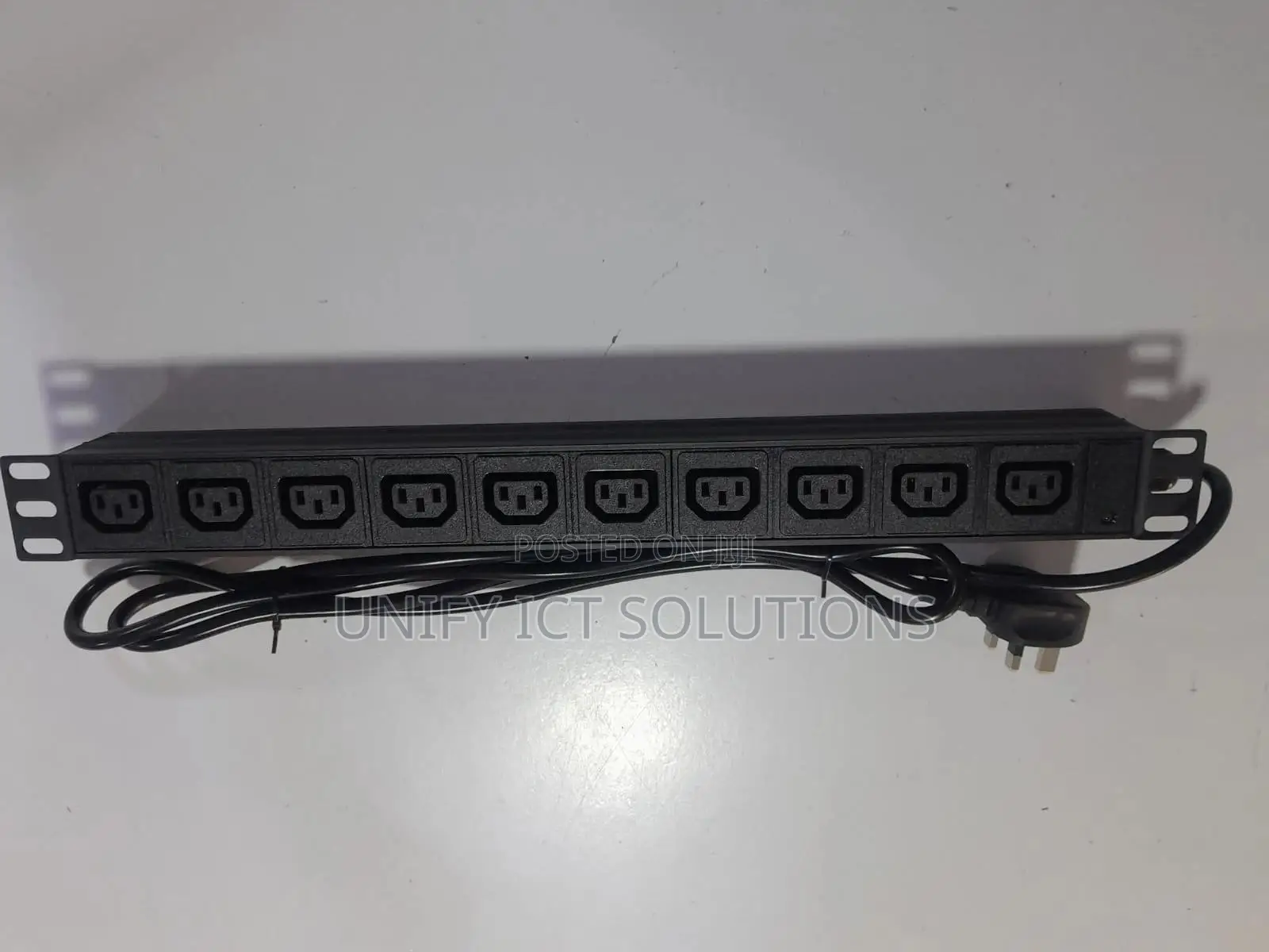 MTN 10-Way Uk Plug Pdu Black