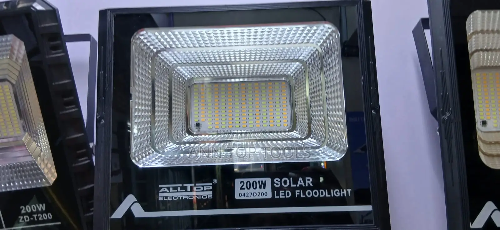 200 Watts Alltops Solar Floodlight