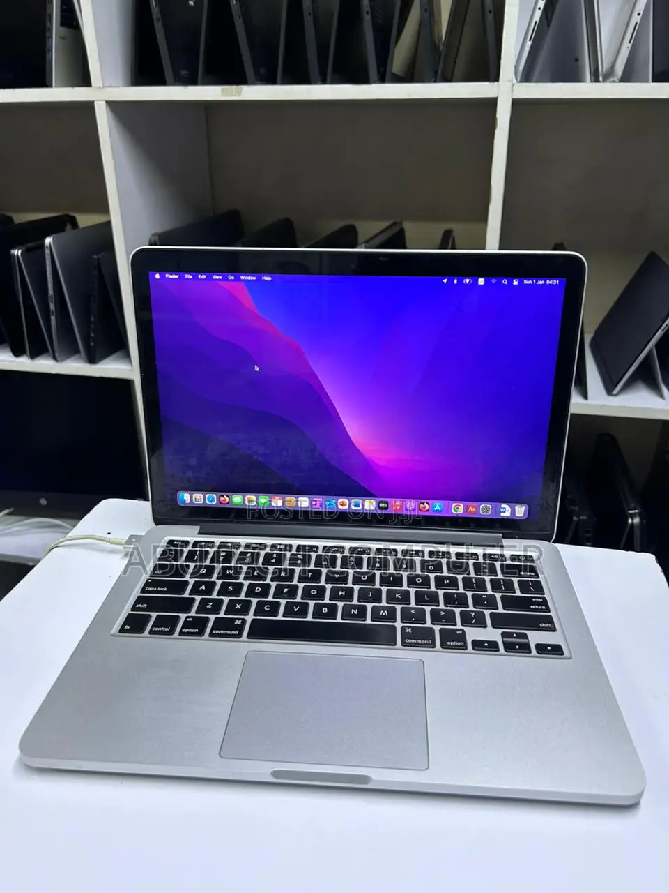 Laptop Apple MacBook Pro 2015 8GB Intel Core i5 SSD 256GB